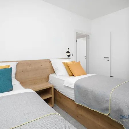 For Maris Apartment