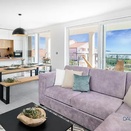 Apartment For Maris *